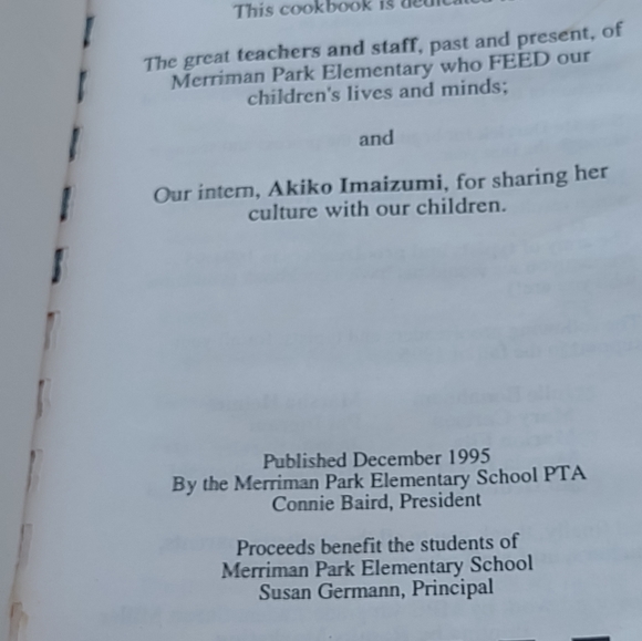 Vintage Cook book - Picture 3 of 9